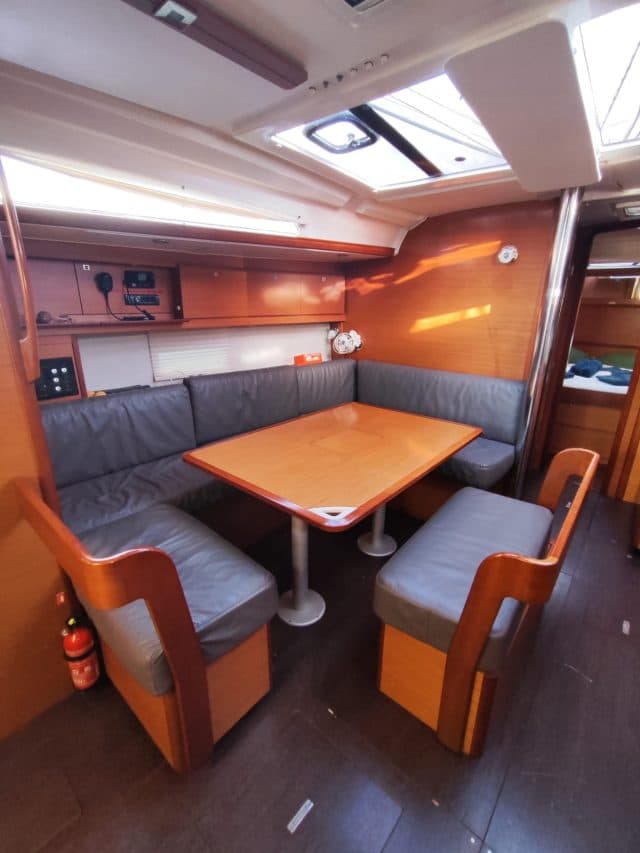 Dufour 430 — BESRA 4