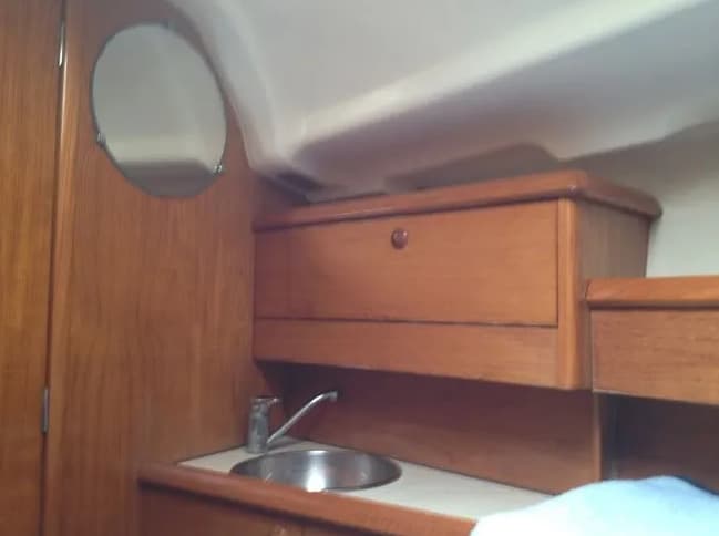 SUN ODYSSEY 37 4