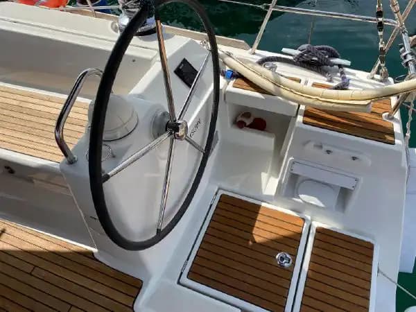 Beneteau Oceanis 48 2018 4