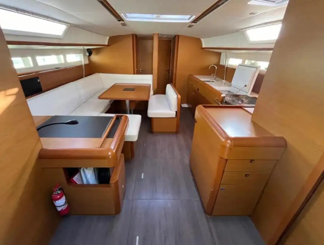 Jeanneau 519 3