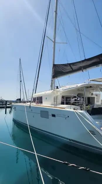 Lagoon 450F 2012 4