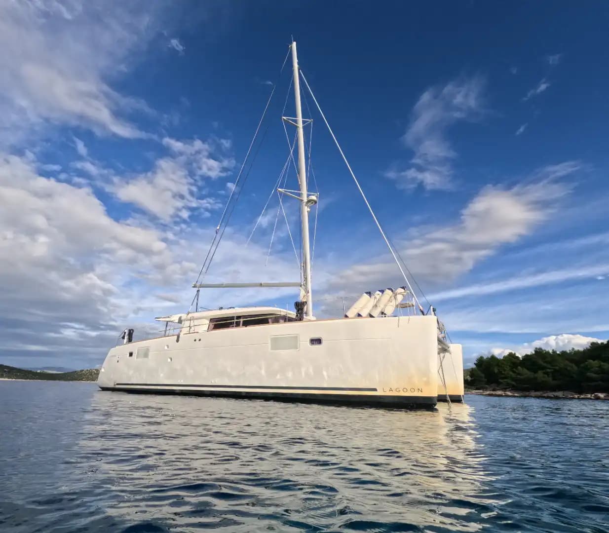Lagoon 450F 2016