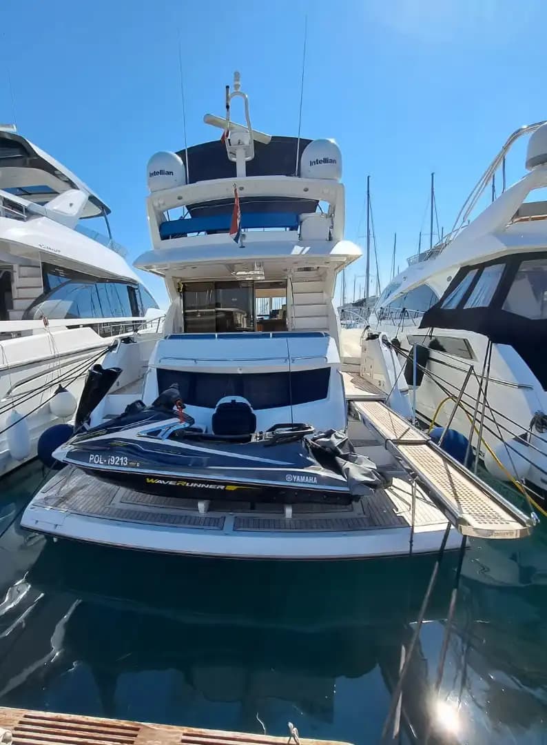 Sunseeker Manhattan 63 2011 3