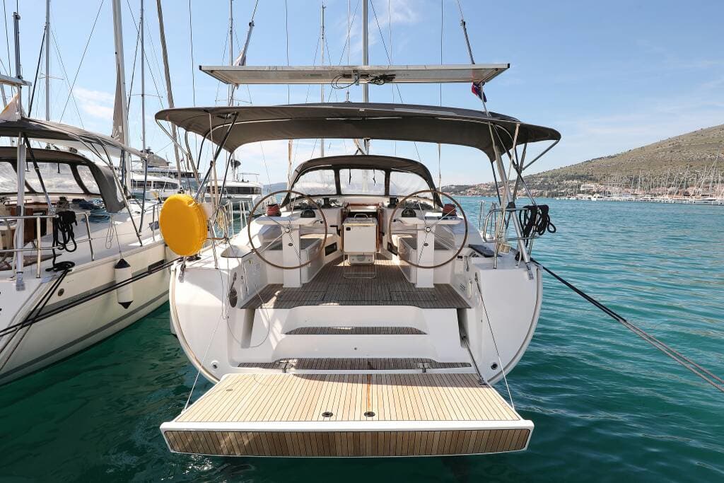 Bavaria Cruiser 50 2012 2