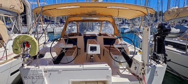 Dufour 390 — Invictus 3