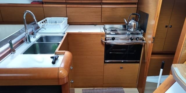 Jeanneau Sun Odyssey 439 — UTRILLO 4