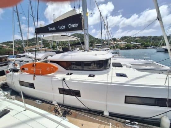 Lagoon 46 — Boatylicious