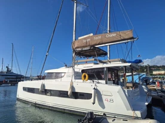 Bali 4.8 — ELVIRA