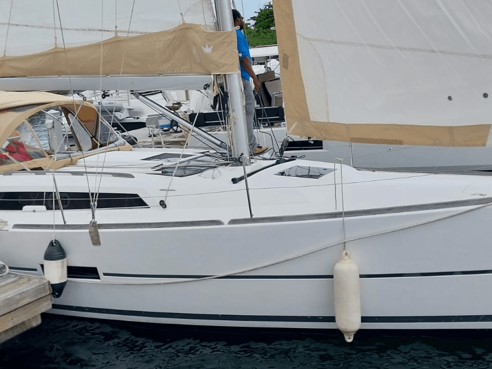 Dufour 350 GL — Pissaro