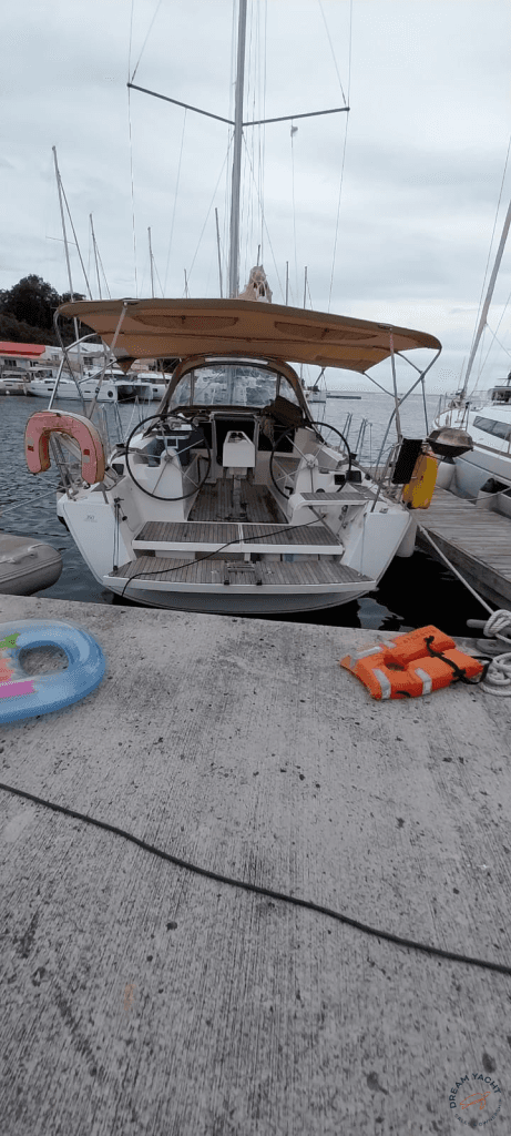 Dufour 350 GL — Pissaro 2