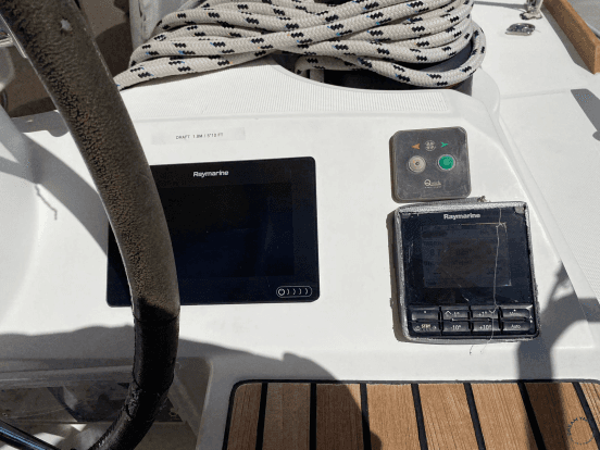 Jeanneau Sun Odyssey 519 — Zanzibar 2 3
