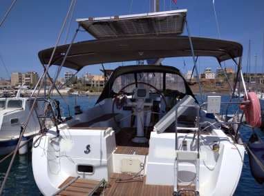 OCEANIS 37