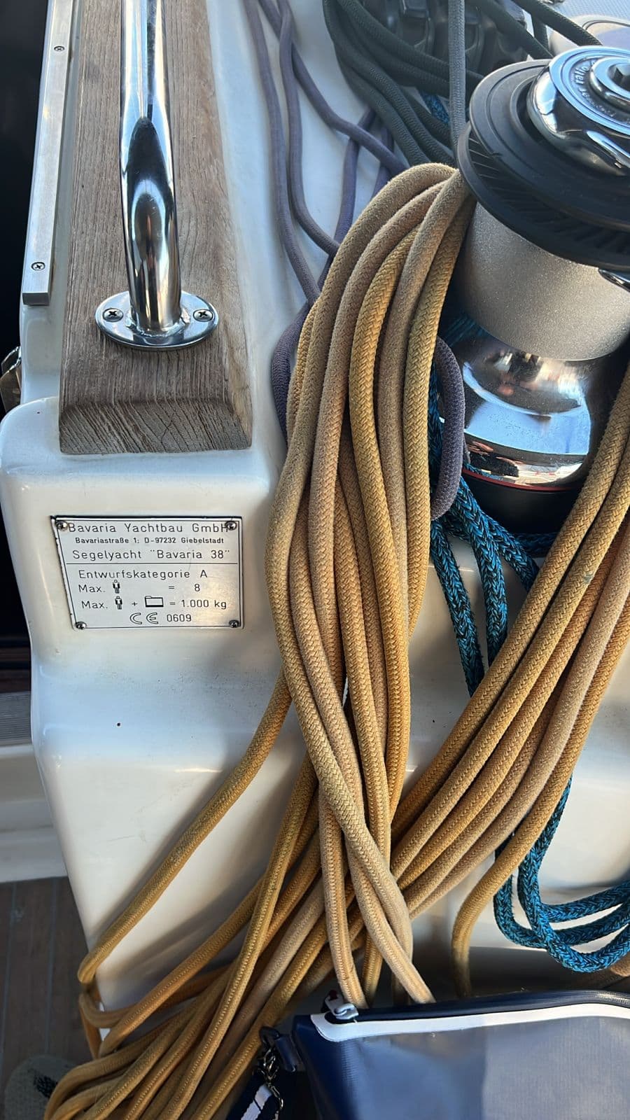 BAVARIA 38 3