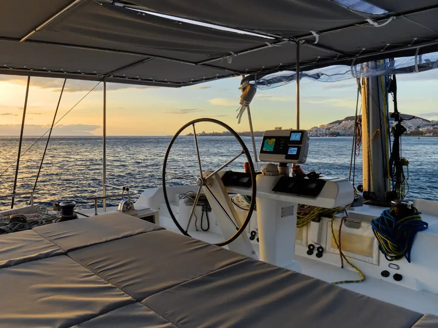 Lagoon 52 F 2015 4