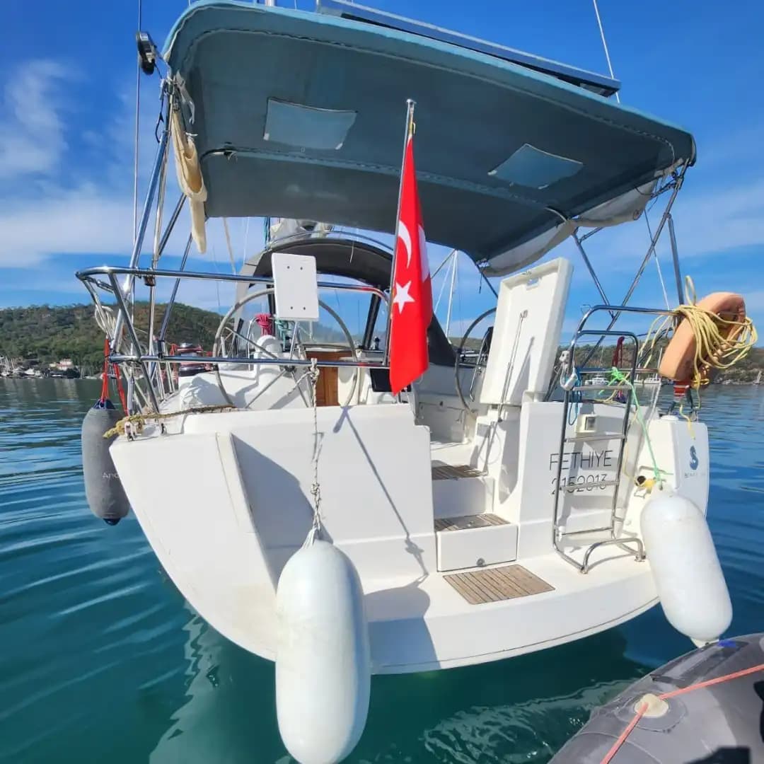 Beneteau Oceanis 40 Ticari + Türk Bayraklı