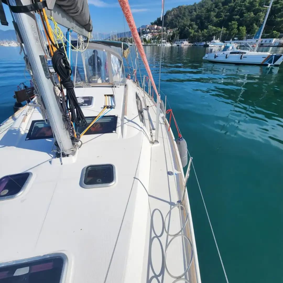 Beneteau Oceanis 40 Ticari + Türk Bayraklı 3